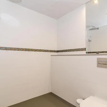 Apartment Spaces Sea View Oasis