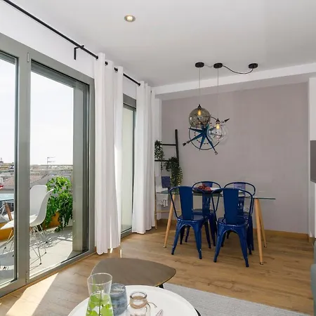 Apartment Spaces Sea View Oasis