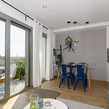 Spaces Sea View Oasis דירה