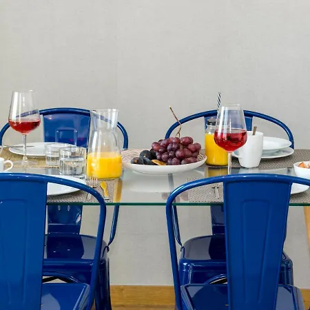 Spaces Sea View Oasis דירה *